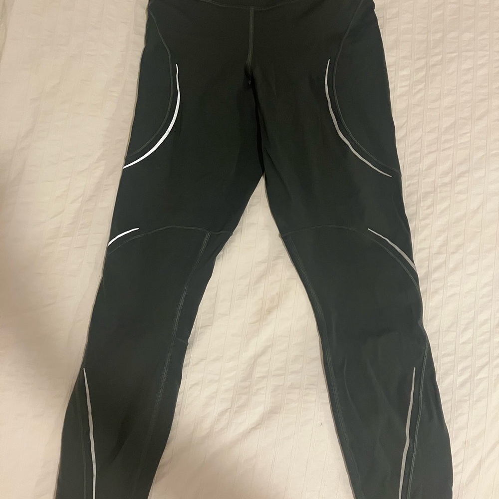 lululemon athletica Dark Leggings with Light Accents
